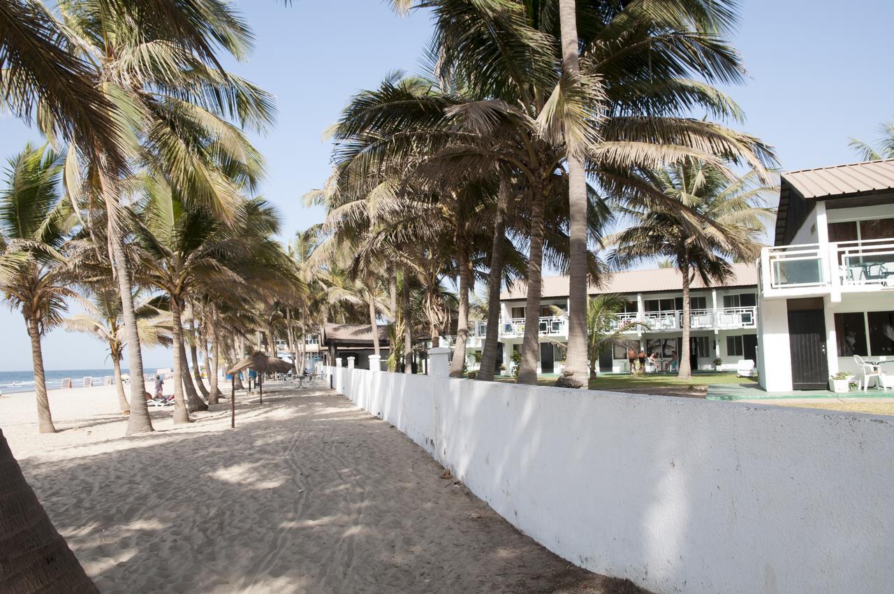 Bungalow Beach Hotel Serrekunda Exterior photo