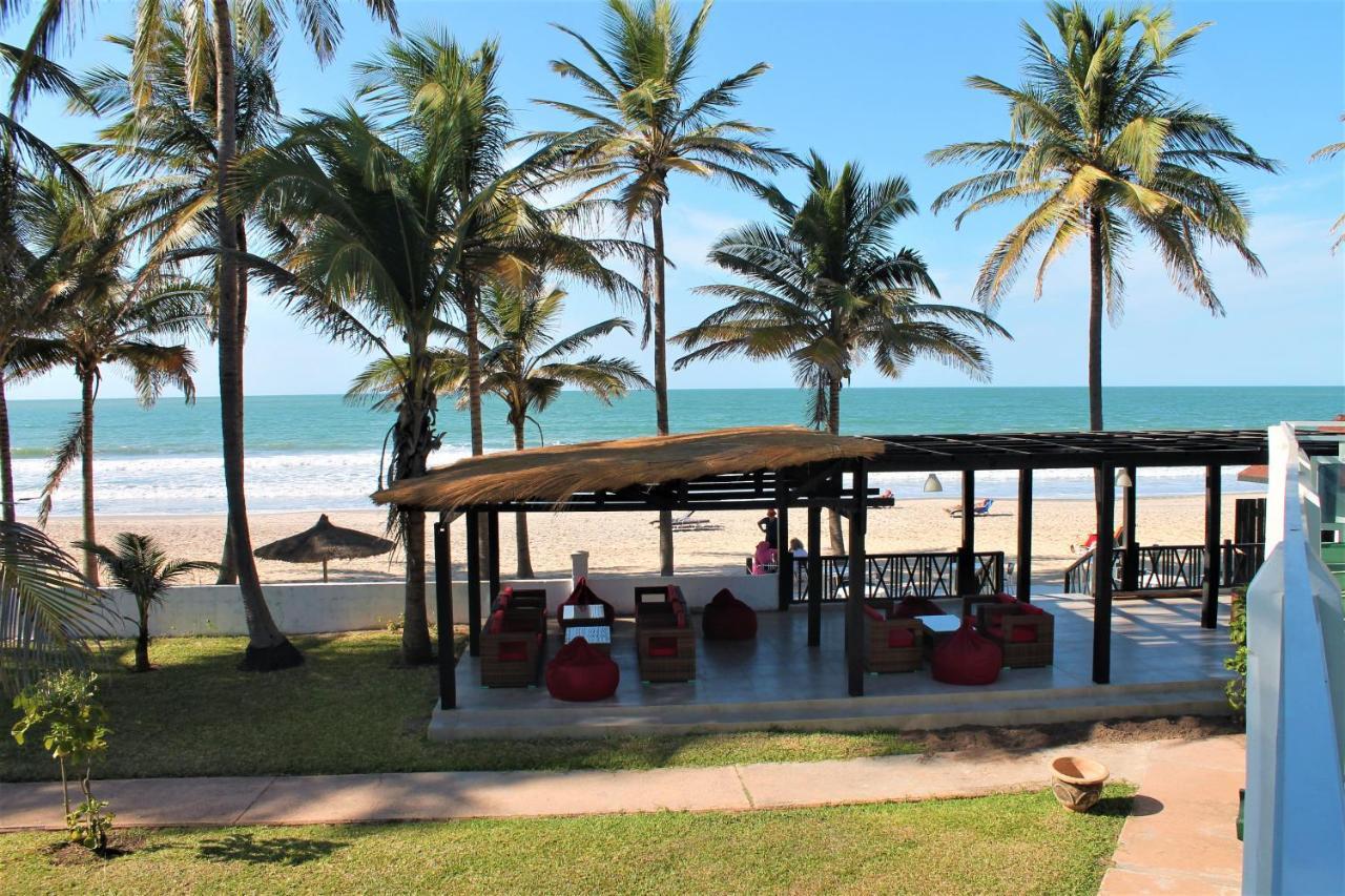 Bungalow Beach Hotel Serrekunda Exterior photo